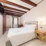 فندق مبيت وإفطار La Locandiera 4*