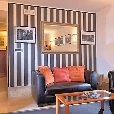 La Locandiera Bed & Breakfast 4*