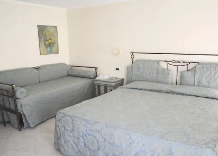 住宿加早餐酒店 拉罗坎第拉酒店 4*