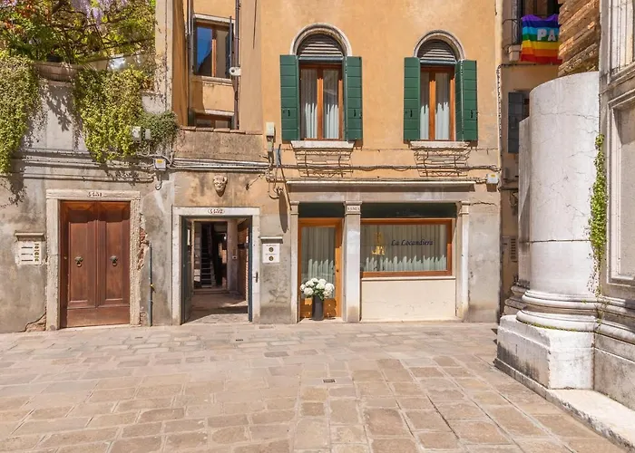 住宿加早餐酒店 拉罗坎第拉酒店