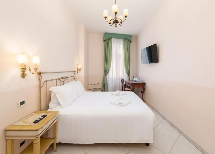 拉罗坎第拉酒店 住宿加早餐酒店 4*