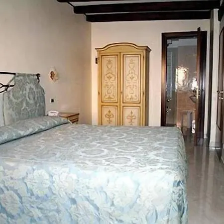Couette-café La Locandiera 4*