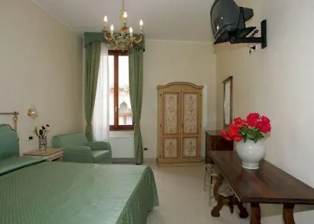 Couette-café La Locandiera 4*